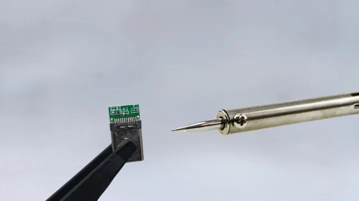 Soldering jigs esd